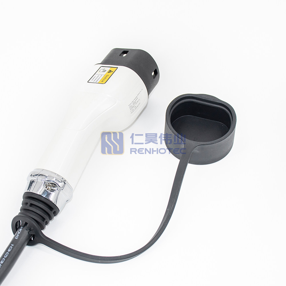 IEC 62196-2 Type 2 Plug AC Charge Port 32A 415V Connector Three-phase EV Car  for Vehicle End - Renhotec EV